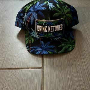 Tropical Palm Tree Cap
